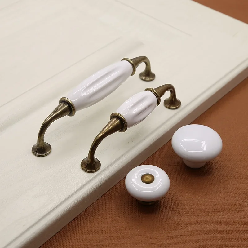 European style zinc alloy cera - огляд і ціна Restoration Hardware Furniture Used