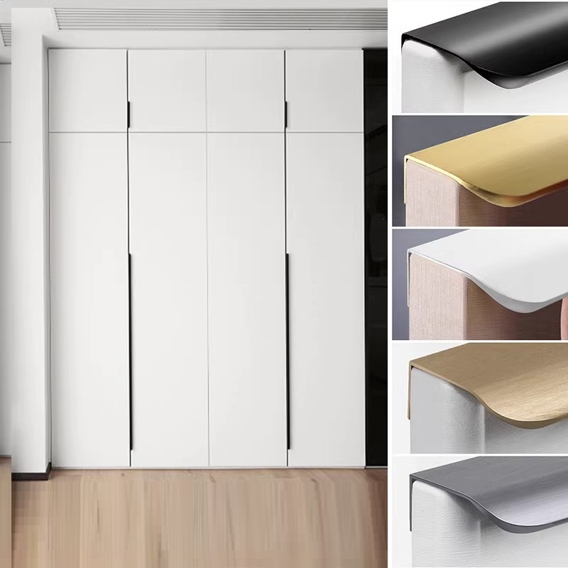 Minimally Designed Door Handle - огляд і ціна Restoration Hardware Furniture Used